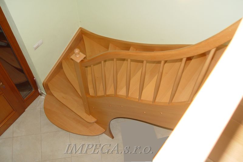 samonosne drevene schody impega6 